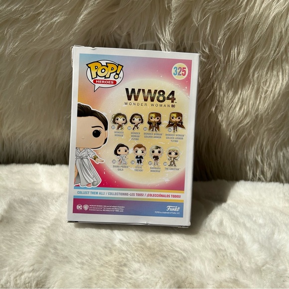 Funko Pop WW84 325 Diana Prince Gala Vinyl Figure - NIB - Picture 4 of 7